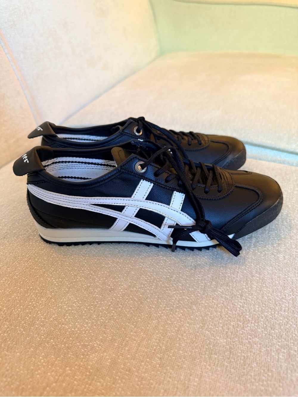 Onitsuka Tiger by Asics Men’s Women’s Unisex Black and White Leather Sneakers